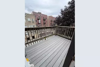 919 W Irving Park Road #3R, Chicago, IL 60613 - Photo 6