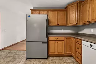 1301 Westfield Dr, Champaign, IL 61821 - Photo 14