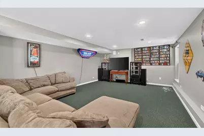 955 Angle Tarn, West Dundee, IL 60118 - Photo 34