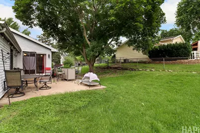 214 Augusta Drive, McHenry, IL 60050 - Photo 16