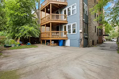 907 W Ainslie Street #1, Chicago, IL 60640 - Photo 28