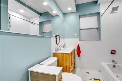907 W Ainslie Street #1, Chicago, IL 60640 - Photo 22
