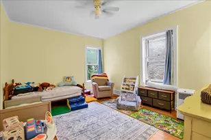 907 W Ainslie St, Chicago, IL 60640 - Photo 14