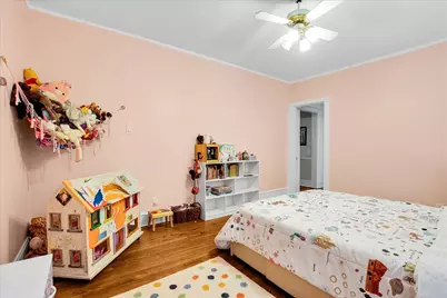 907 W Ainslie Street #1, Chicago, IL 60640 - Photo 24