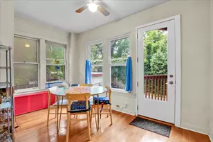 907 W Ainslie St, Chicago, IL 60640 - Photo 8