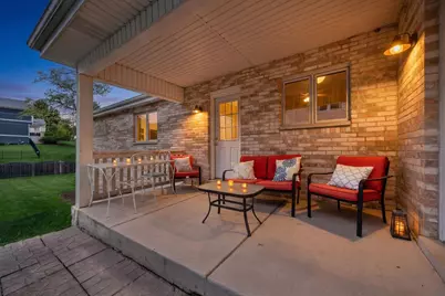 702 Hickory Street, Lemont, IL 60439 - Photo 2