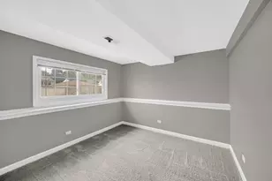 431 Polo Club Dr, Glendale Heights, IL 60139 - Photo 10