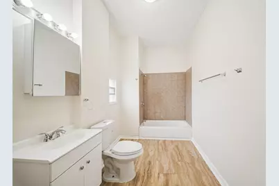 8725 S Constance Avenue, Chicago, IL 60617 - Photo 14