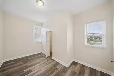 8725 S Constance Avenue, Chicago, IL 60617 - Photo 16