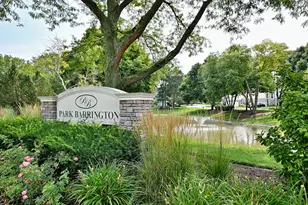 452 Park Barrington Dr, Barrington, IL 60010 - Photo 1
