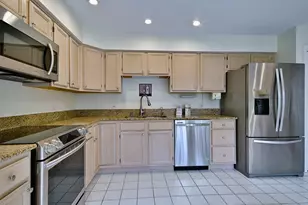 452 Park Barrington Dr, Barrington, IL 60010 - Photo 10