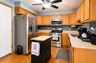 11455 Crossings Ct, Alsip, IL 60803 - Photo 6