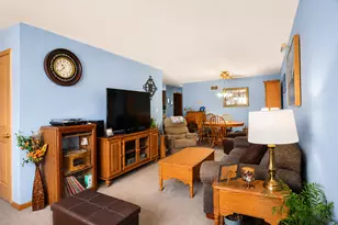 11455 Crossings Ct, Alsip, IL 60803 - Photo 4