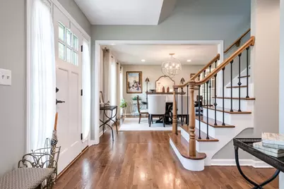 39W140 Baert Lane, Saint Charles, IL 60175 - Photo 2