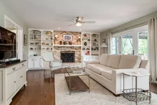 39w140 Baert Ln, Saint Charles, IL 60175 - Photo 4