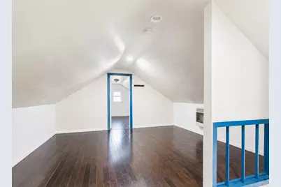5242 W Schubert Avenue, Chicago, IL 60639 - Photo 12