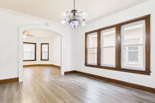 5242 W Schubert Ave, Chicago, IL 60639 - Photo 4