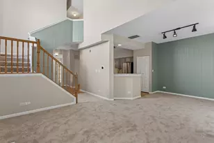 8404 Mystic, Darien, IL 60561 - Photo 10