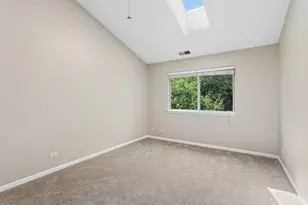 8404 Mystic, Darien, IL 60561 - Photo 16