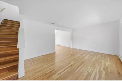 1S215 Holyoke Lane, Villa Park, IL 60181 - Photo 6