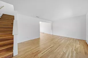1S215 Holyoke Ln, Villa Park, IL 60181 - Photo 6