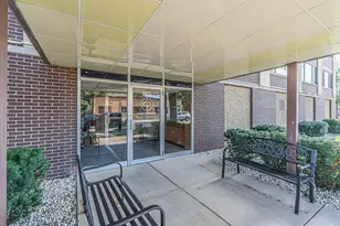 5915 W Gunnison St, Chicago, IL 60630 - Photo 16