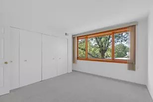 5915 W Gunnison St, Chicago, IL 60630 - Photo 10