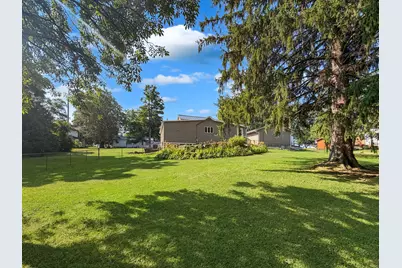 300 E 2nd Street, Orangeville, IL 61060 - Photo 4