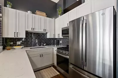 333 W Hubbard Street #605, Chicago, IL 60654 - Photo 6