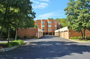 1635 N Milwaukee Ave, Libertyville, IL 60048 - Photo 1