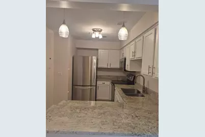 1635 N Milwaukee Avenue #303, Libertyville, IL 60048 - Photo 4