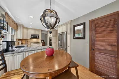 371 S Western Avenue, Bartlett, IL 60103 - Photo 12