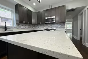 2552 N Austin Ave, Chicago, IL 60639 - Photo 22