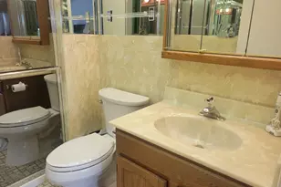 4021 W 93rd Pl, Oak Lawn, IL 60453 - Photo 14