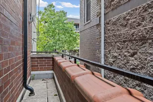 3823 N Ashland Ave, Chicago, IL 60613 - Photo 26