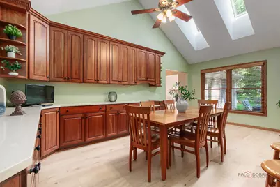 39 Wiltshire Drive, Lincolnshire, IL 60069 - Photo 16