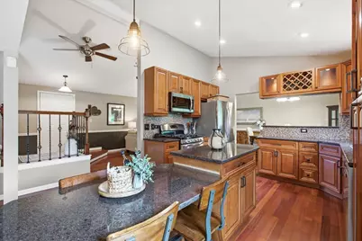 3105 Blackhawk Trail, Saint Charles, IL 60174 - Photo 14