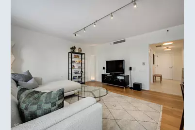 161 E Chicago Avenue #26G, Chicago, IL 60611 - Photo 8
