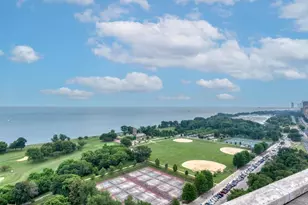 3900 N Lake Shore Dr, Chicago, IL 60613 - Photo 26