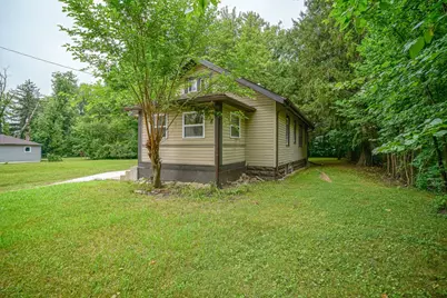 136 Lexington Avenue, Rockford, IL 61102 - Photo 1