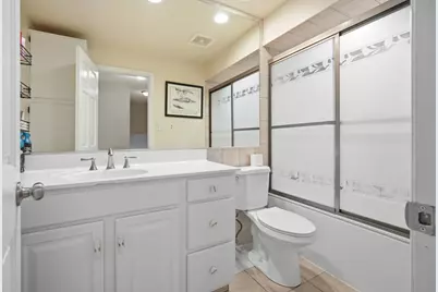 219 W Appletree Lane, Arlington Heights, IL 60004 - Photo 12