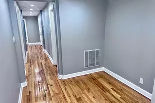 4949 S Calumet Ave, Chicago, IL 60653 - Photo 2