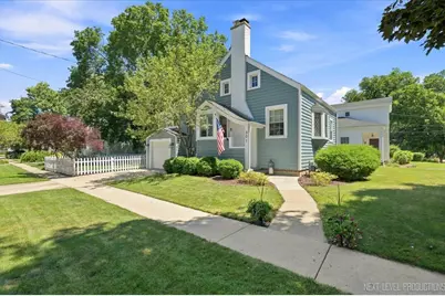 301 N 4th Street, Geneva, IL 60134 - Photo 2