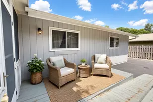 136 E Kimball Ave, Woodstock, IL 60098 - Photo 4