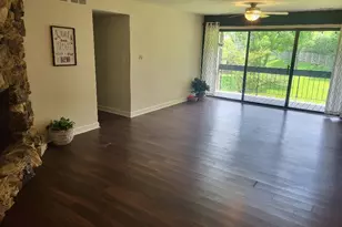 5843 Doe Cir, Westmont, IL 60559 - Photo 10