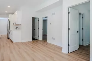 1823 E Park Pl, Arlington Heights, IL 60004 - Photo 6