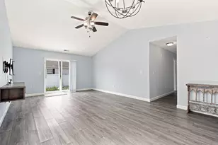 705 Luria Ln, Champaign, IL 61822 - Photo 8