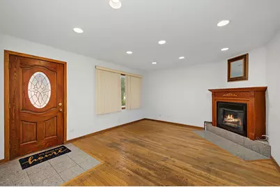 13439 S Brandon Avenue, Chicago, IL 60633 - Photo 4