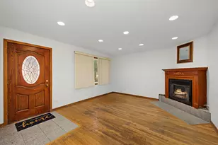 13439 S Brandon Ave, Chicago, IL 60633 - Photo 4