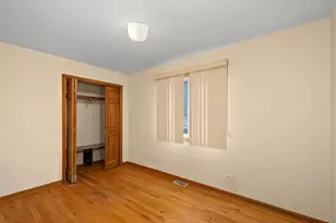 13439 S Brandon Ave, Chicago, IL 60633 - Photo 16